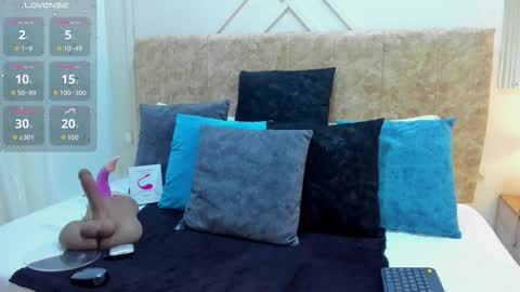 Snapshot of ashley__foxx_ chatting on 11.18.25 ashley online show from 11.18.25