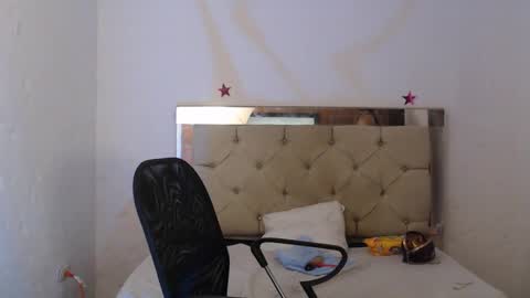 Snapshot of ashley__tylor chatting on 02.04.25 ashley__tylor online show from 02.04.25