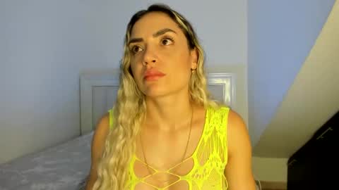 Snapshot of ashley_blair chatting on 02.07.25 ashley_blair online show from 02.07.25