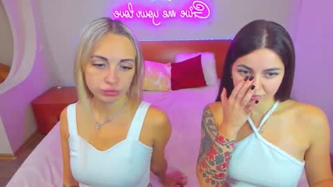 Snapshot of ashley_crashly chatting on 09.25.25 Alina online show from 09.25.25