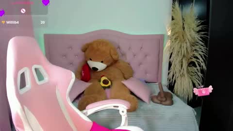 Snapshot of ashley_dolll chatting on 02.17.26 Ashley online show from 02.17.26