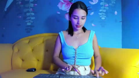 ASHLEY online show from 01.05.25
