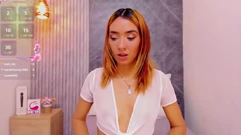 ashley_miller26 online show from 12.20.24