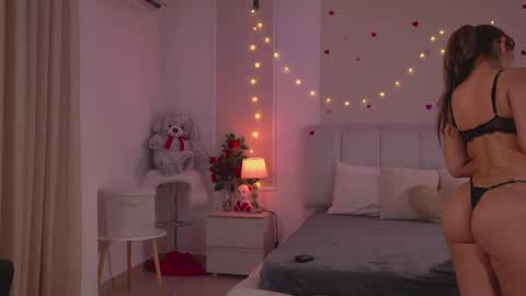  Ashley  online show from 04.04.26