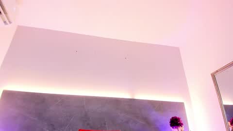 ASHLEY  online show from 01.22.25