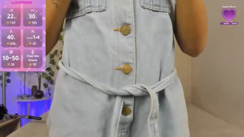 AshleyHill online show from 11.28.25