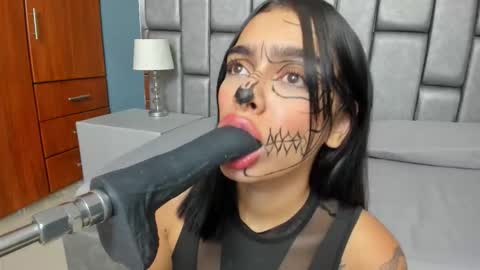 Snapshot of ashleyjonnees chatting on 10.19.25 ASHLEY My schedule 600 - 1400 GMT -5 online show from 10.19.25