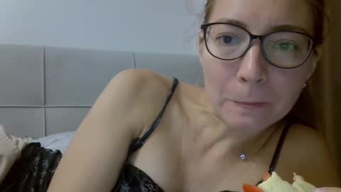 Ashley online show from 09.11.25