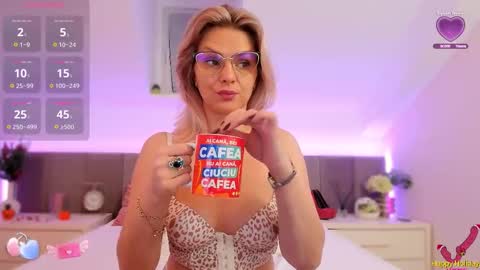 Snapshot of ashleystorms chatting on 11.18.25 AshleyStorms online show from 11.18.25