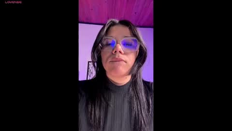 Snapshot of ashleyy18__ chatting on 05.19.26 Ashleyy18 online show from 05.19.26