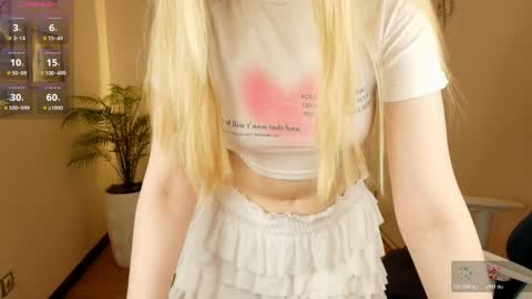 Snapshot of ashlinks chatting on 04.06.26 Victoria online show from 04.06.26