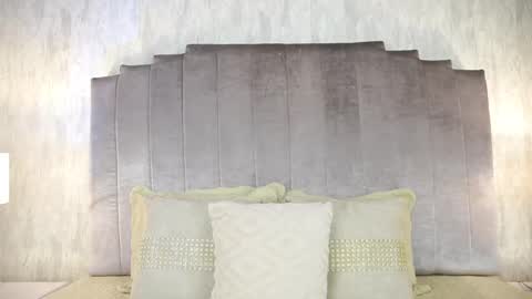 Paula Baleta  online show from 01.16.25