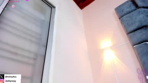 Ashly  online show from 01.08.25