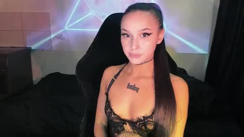 Mila online show from 06.04.26