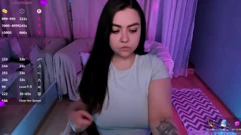 Snapshot of ashton_heidi chatting on 06.19.26 Your girlfriend online show from 06.19.26