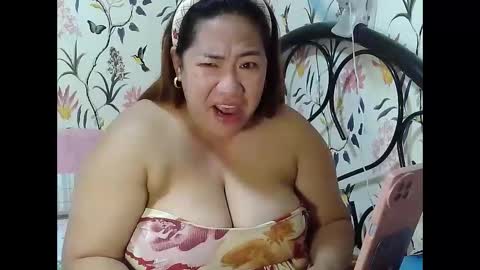 Snapshot of asian_bigboobs20 chatting on 04.16.26 Asian Bigboobs20 online show from 04.16.26