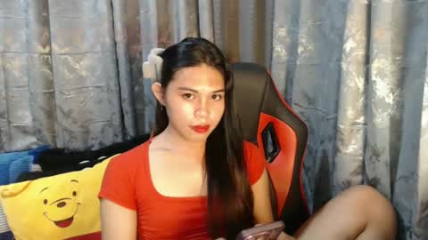 Snapshot of asian_boy_ralph143 chatting on 02.21.25 ELLE dont forget to follow and thumbs up online show from 02.21.25
