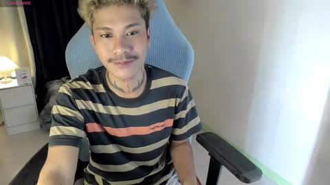 Snapshot of asian_cumsawyer chatting on 12.27.24 bigload CUM take me private show or passwordshow online show from 12.27.24