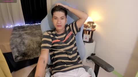 Snapshot of asian_cumsawyer chatting on 01.25.25 bigload CUM take me private show or passwordshow online show from 01.25.25