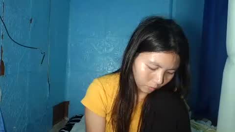 Snapshot of asian_erlyn chatting on 11.27.25 Your Queen online show from 11.27.25