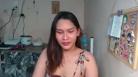 Snapshot of asian_glamm chatting on 04.26.26 ANITA online show from 04.26.26