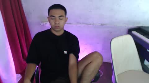 Snapshot of asian_janush chatting on 10.04.25 asian_janush online show from 10.04.25