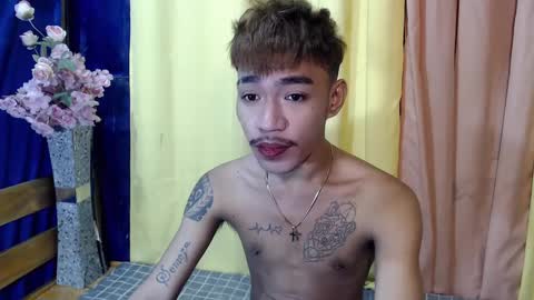 Snapshot of asian_kimxxx chatting on 12.29.24 don online show from 12.29.24