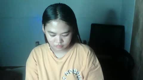 Snapshot of asian_nova chatting on 09.21.25 asian_nova online show from 09.21.25