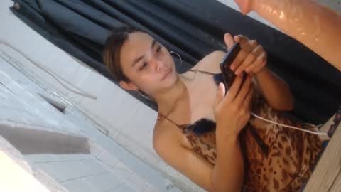 Snapshot of asian_reyshell chatting on 02.26.25 Reyshell online show from 02.26.25