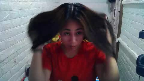 Snapshot of asian_sexydimples chatting on 11.20.25 Trixie online show from 11.20.25