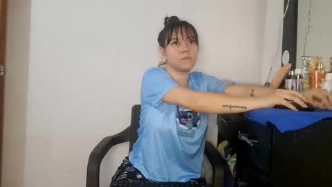 Damara Roland online show from 10.14.25