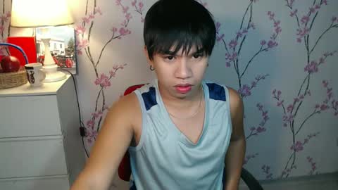 Snapshot of asianbigdickintown chatting on 10.19.25 Sonny boy online show from 10.19.25