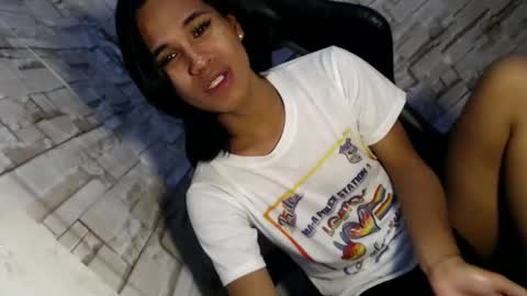 Snapshot of asianblk_barbiedoll chatting on 02.14.25 asianblk_barbiedoll online show from 02.14.25