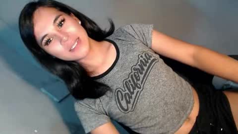 Snapshot of asianblk_barbiedoll chatting on 09.18.25 asianblk_barbiedoll online show from 09.18.25