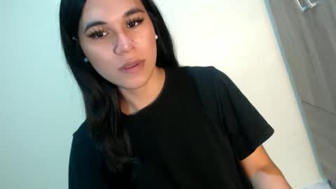 Snapshot of asianblk_barbiedoll chatting on 03.25.26 asianblk_barbiedoll online show from 03.25.26