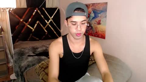 asiancum_peter online show from 12.17.25