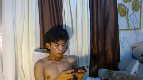 Snapshot of asianhotbigcock chatting on 11.16.25 Nico online show from 11.16.25