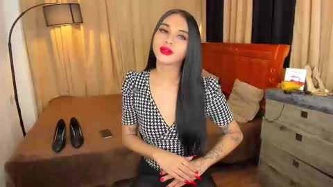 Snapshot of asianhugecockjulia1 chatting on 12.09.24 JULIA online show from 12.09.24