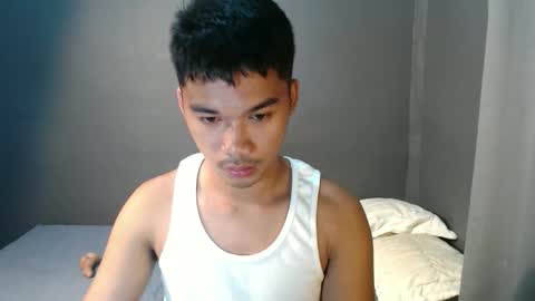 Snapshot of asianhunk_jamesx chatting on 09.09.25 asianhunk_jamesx online show from 09.09.25