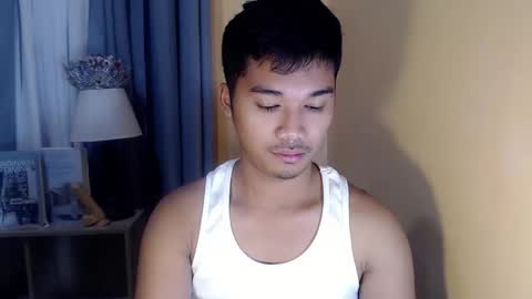 Snapshot of asianhunk_jamesx chatting on 11.09.25 asianhunk_jamesx online show from 11.09.25