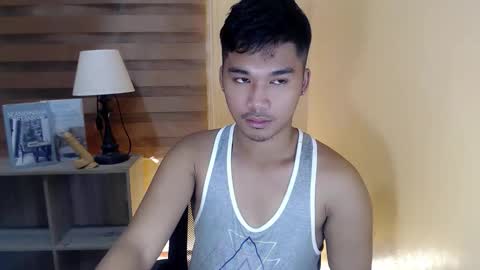 Snapshot of asianhunk_jamesx chatting on 11.21.25 asianhunk_jamesx online show from 11.21.25
