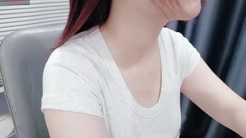 SoHye online show from 04.04.26