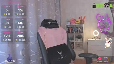 Snapshot of asima_ chatting on 10.17.25 Asima online show from 10.17.25