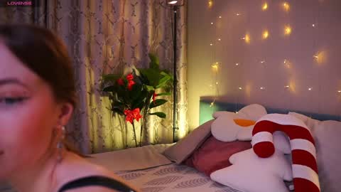 Snapshot of askaudrey chatting on 01.03.25 Audrey online show from 01.03.25