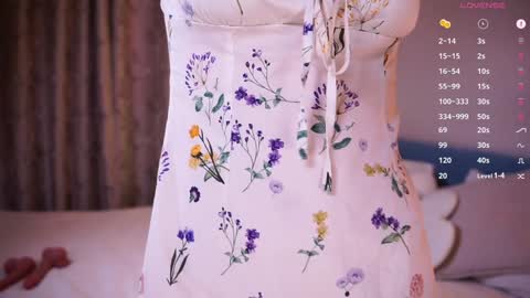 Snapshot of askaudrey chatting on 01.22.25 Audrey online show from 01.22.25