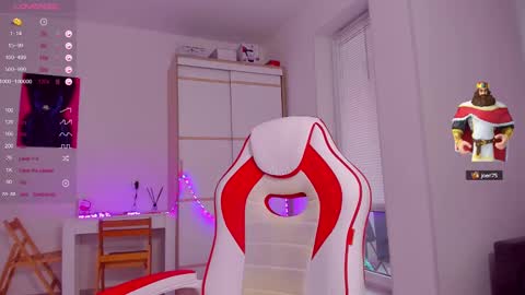 Caroline online show from 12.23.24