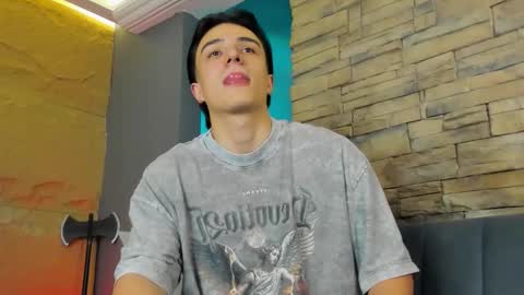 Snapshot of aslanfox_ chatting on 02.21.26 Aslan online show from 02.21.26