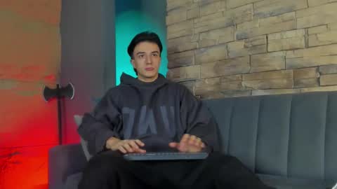 Snapshot of aslanfox_ chatting on 02.24.26 Aslan online show from 02.24.26