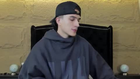 Snapshot of aslanfox_ chatting on 03.01.26 Aslan online show from 03.01.26