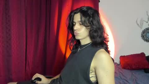 Snapshot of asmodeuszz chatting on 12.02.24 asmodeuszz online show from 12.02.24